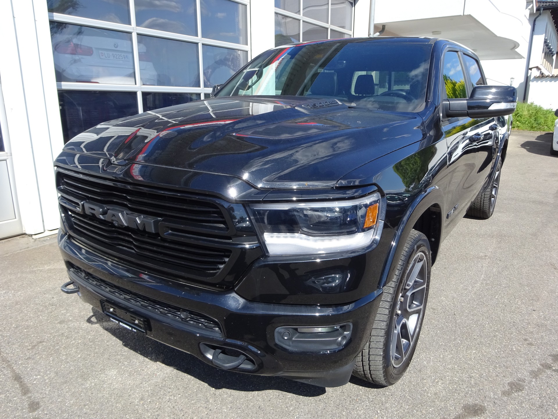 DODGE Crew Cab 5.7 Hemi