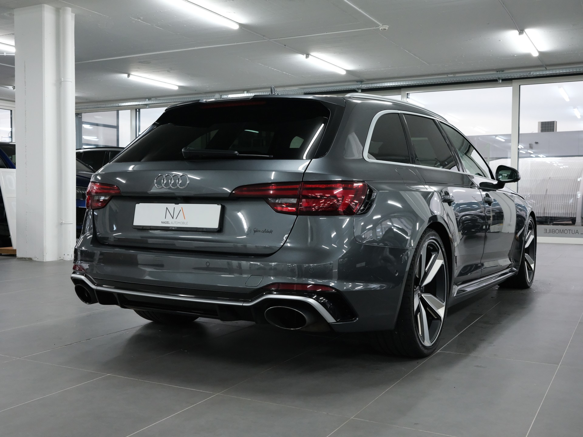 AUDI RS4 Avant 2.9 TFSI quattro tiptronic • 280 KM/H VMAX Kaufen