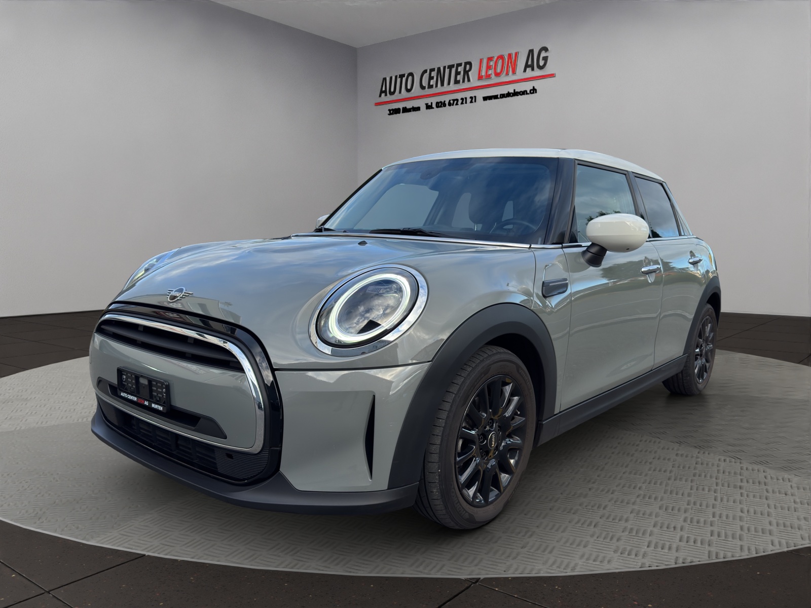 MINI Cooper Steptronic DKG-showroom-element-1