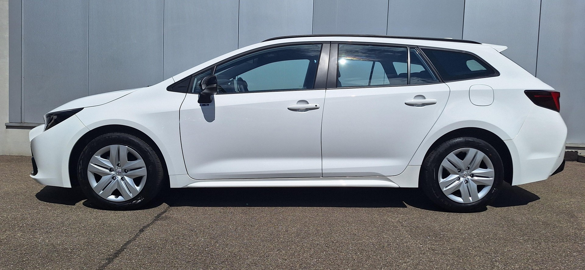 TOYOTA Corolla Touring Sports 1.8 HSD Active-showroom-element-2