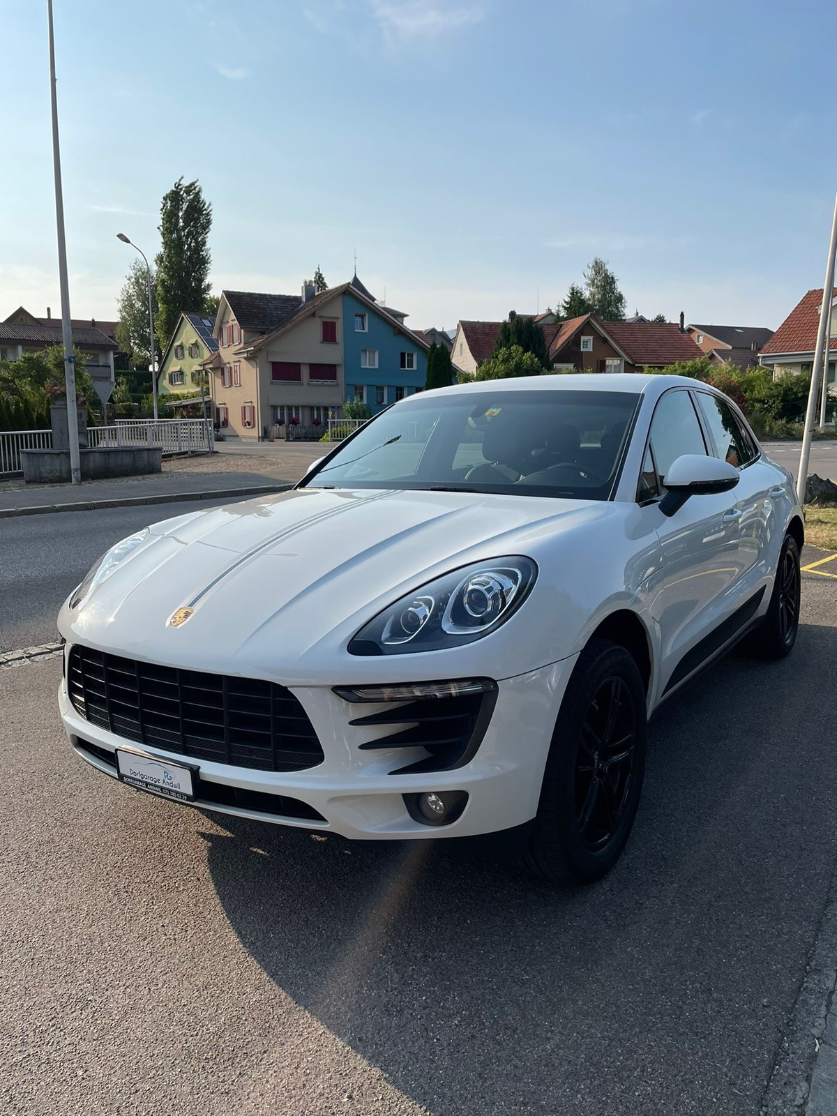 PORSCHE Macan S-image-0
