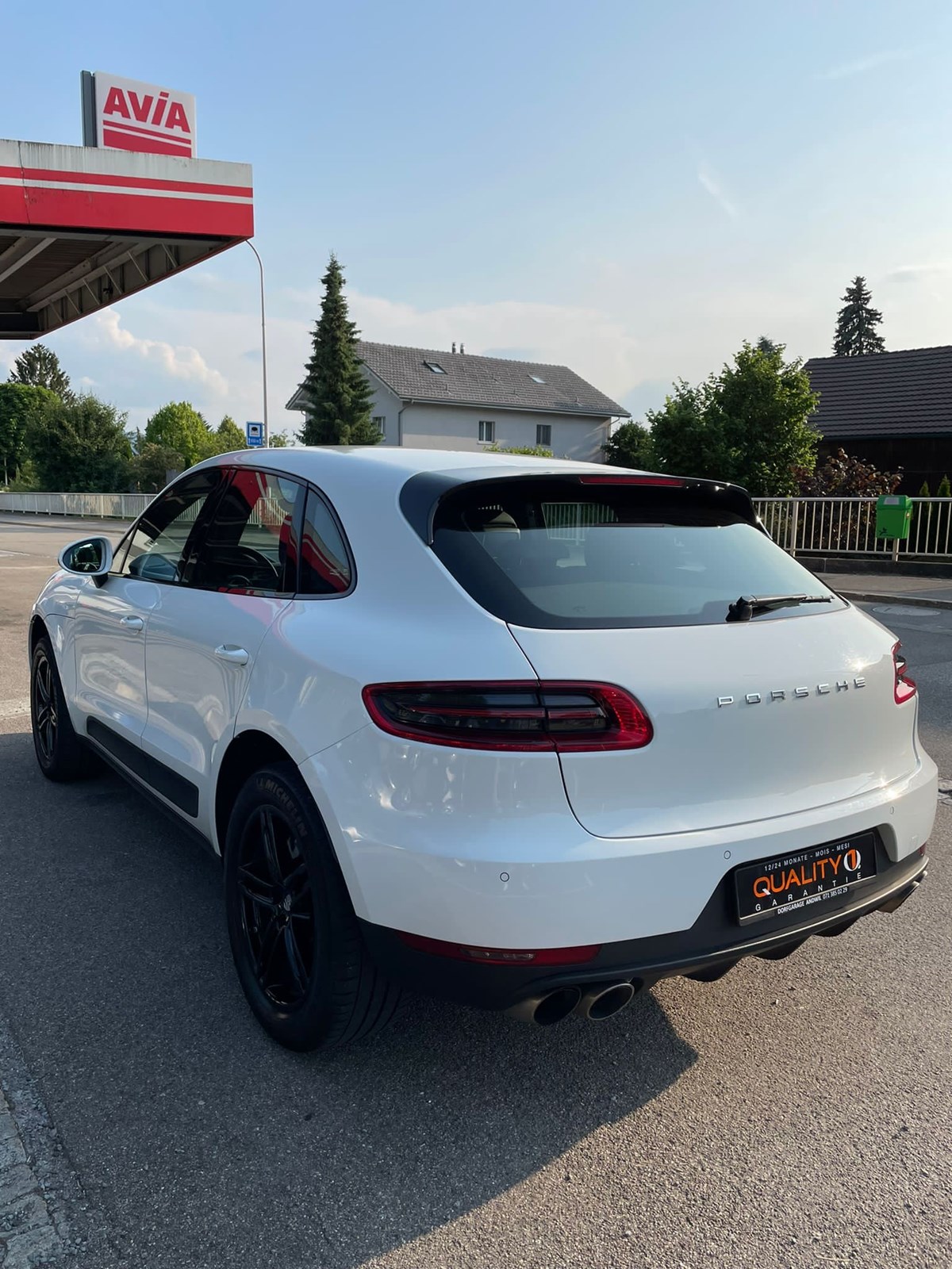 PORSCHE Macan S-image-1