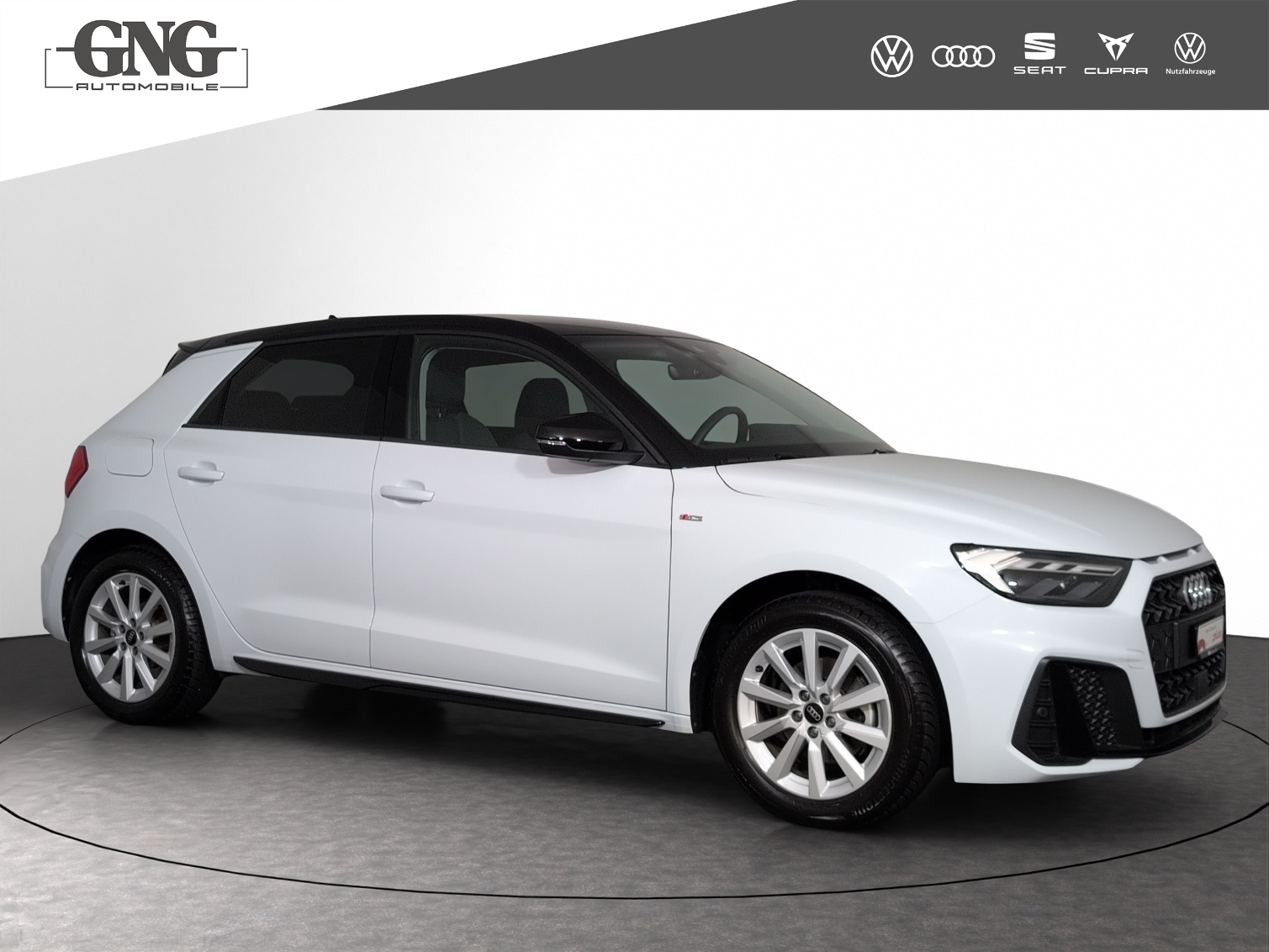 AUDI A1 Sportback 30 TFSI S Line-showroom-element-3