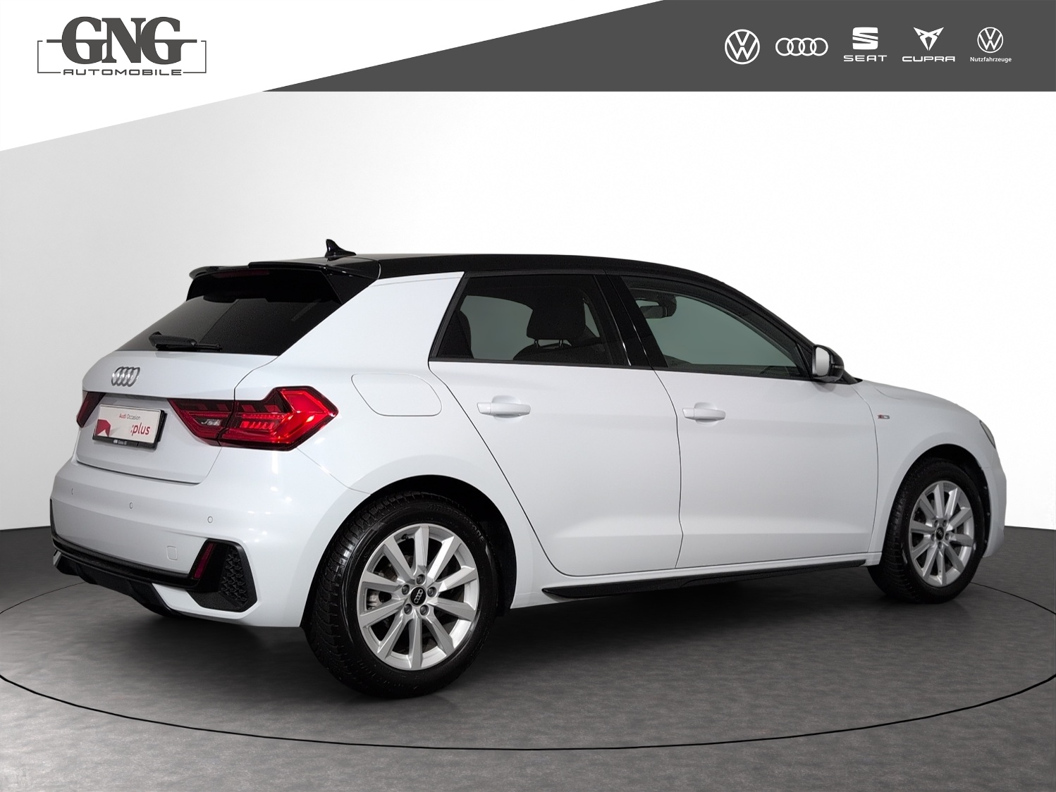AUDI A1 Sportback 30 TFSI S Line-showroom-element-2