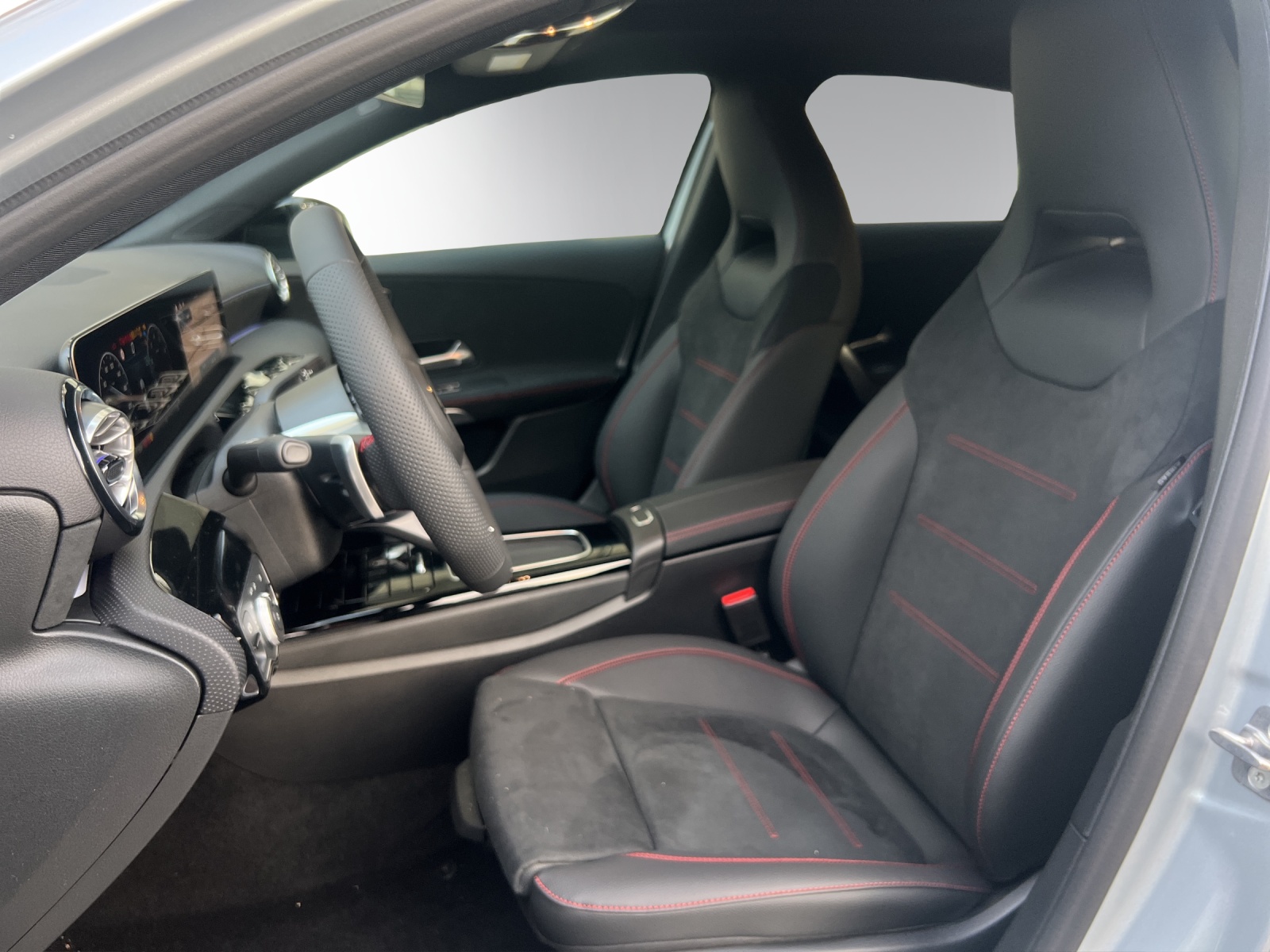 Image MERCEDES-BENZ A-250 A 250 4Matic 8G-DCT