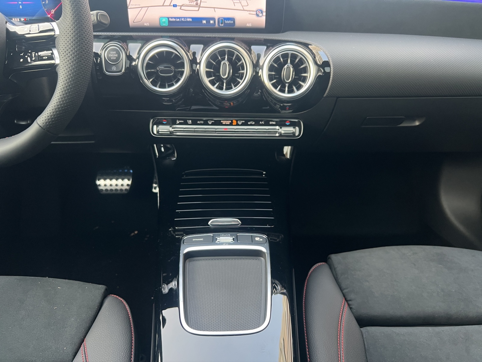 Image MERCEDES-BENZ A-250 A 250 4Matic 8G-DCT