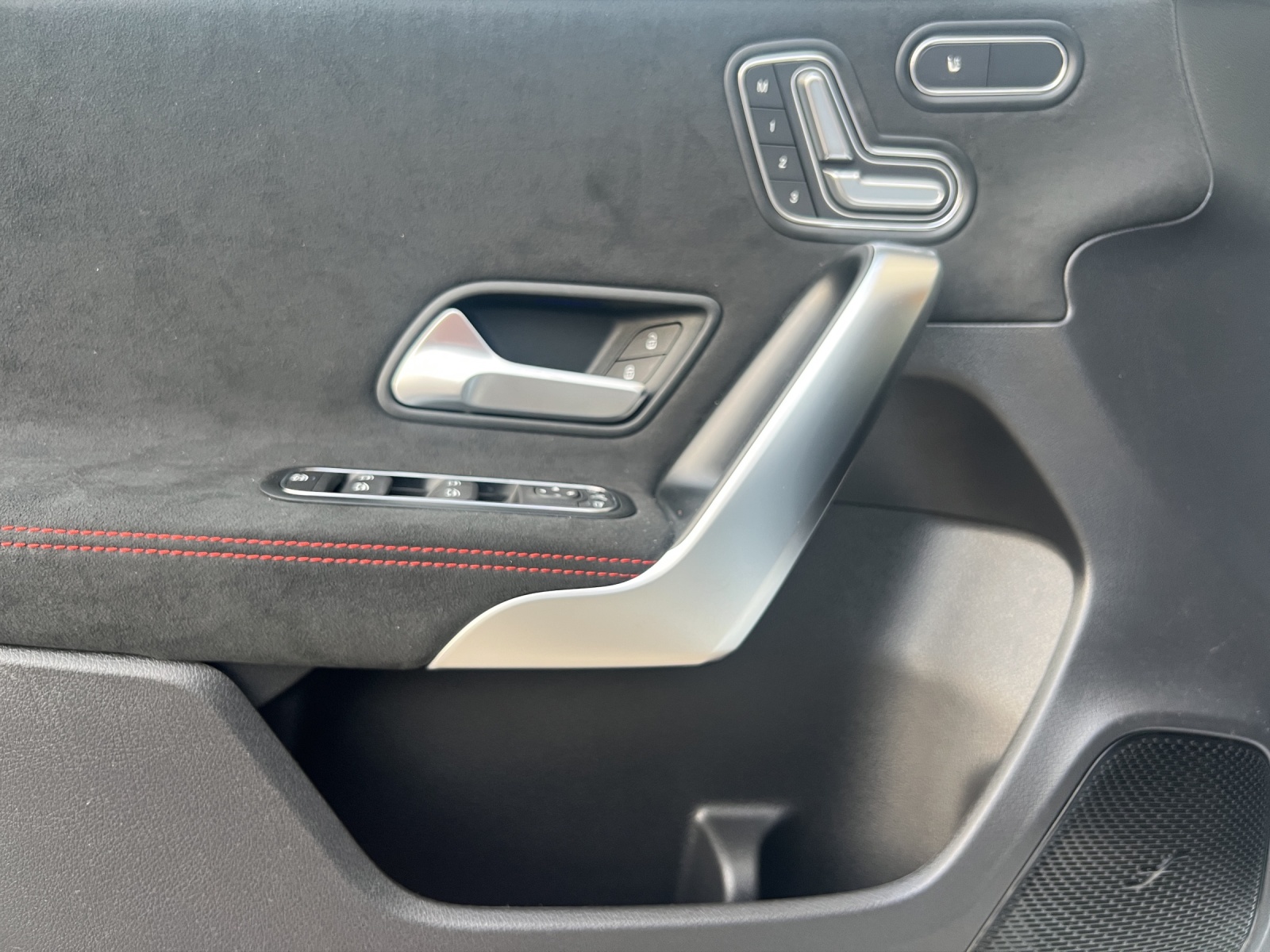 Image MERCEDES-BENZ A-250 A 250 4Matic 8G-DCT