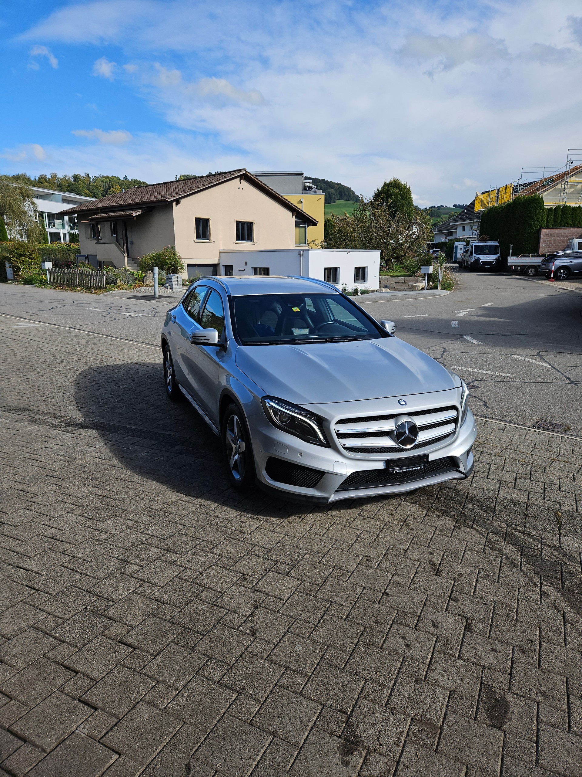 MERCEDES-BENZ GLA 220 CDI AMG Line 4Matic 7G-DCT-showroom-element-1