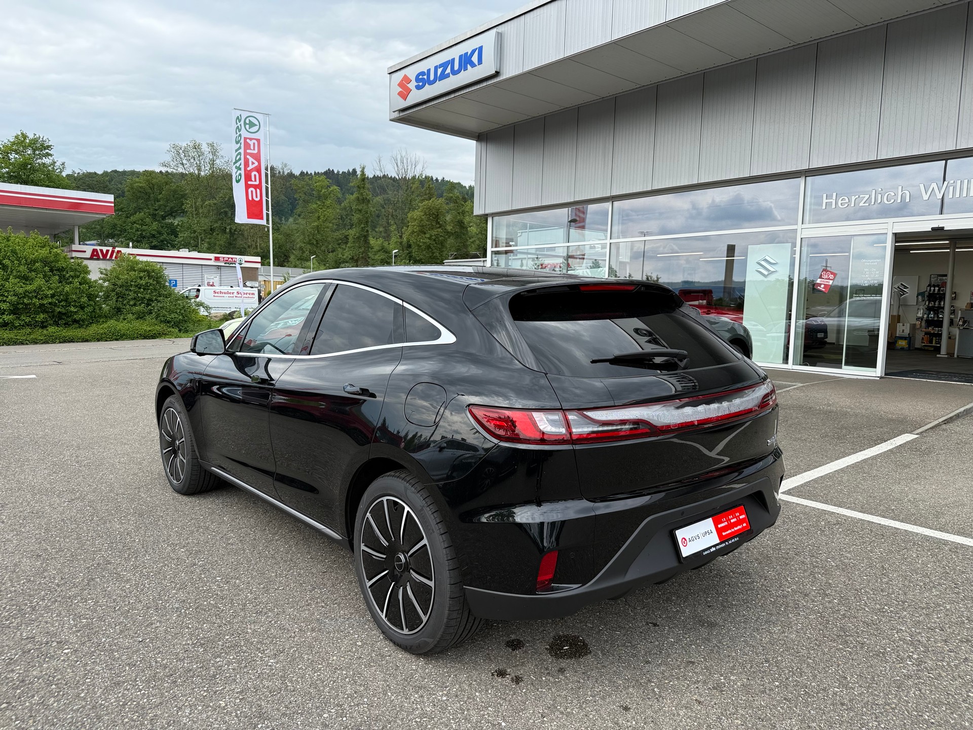 SERES 5 Garage Zöllig - Finanzierung OHNE Zins möglich-showroom-element-3