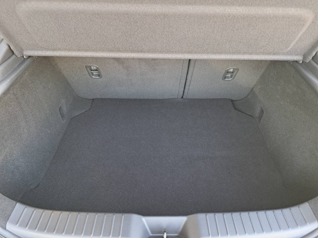 MAZDA 3 Hatchback 2.0 186cv Homura-image-10