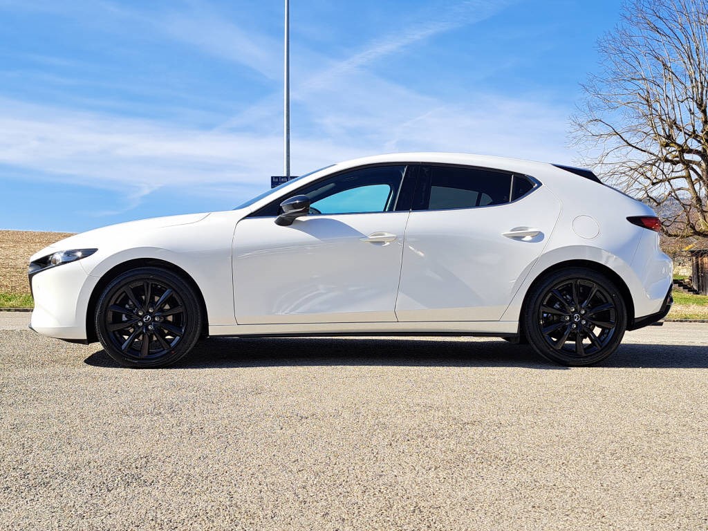 MAZDA 3 Hatchback 2.0 186cv Homura-image-4