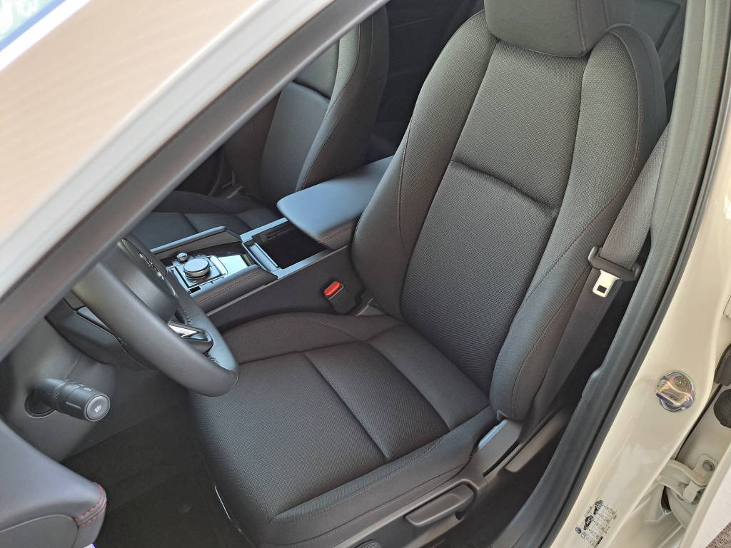 MAZDA 3 Hatchback 2.0 186cv Homura-image-8