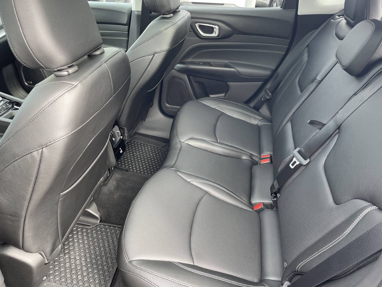 JEEP Compass 1.3 S Plus Sky 4xe-image-7
