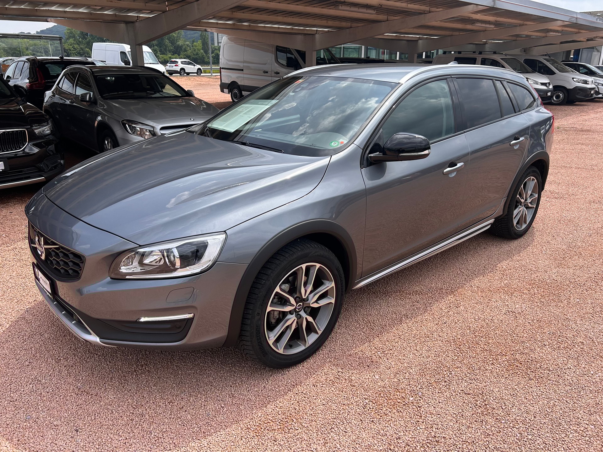 VOLVO V60 Cross Country Pro D3 Geartronic
