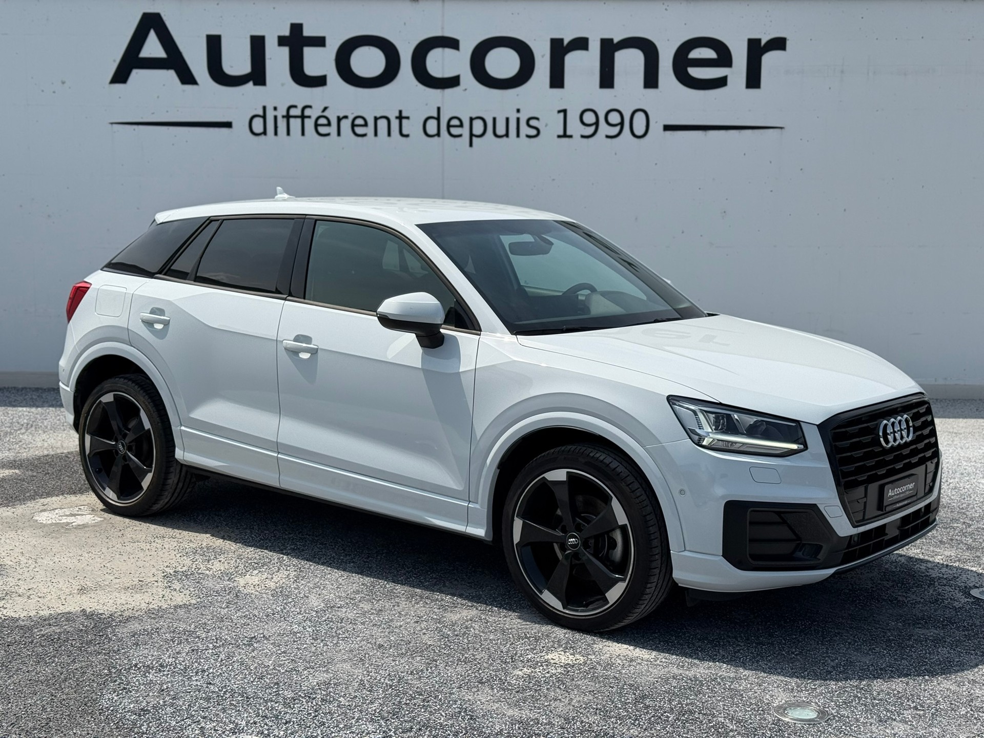 AUDI Q2 1.4 TFSI sport S-tronic-showroom-element-2