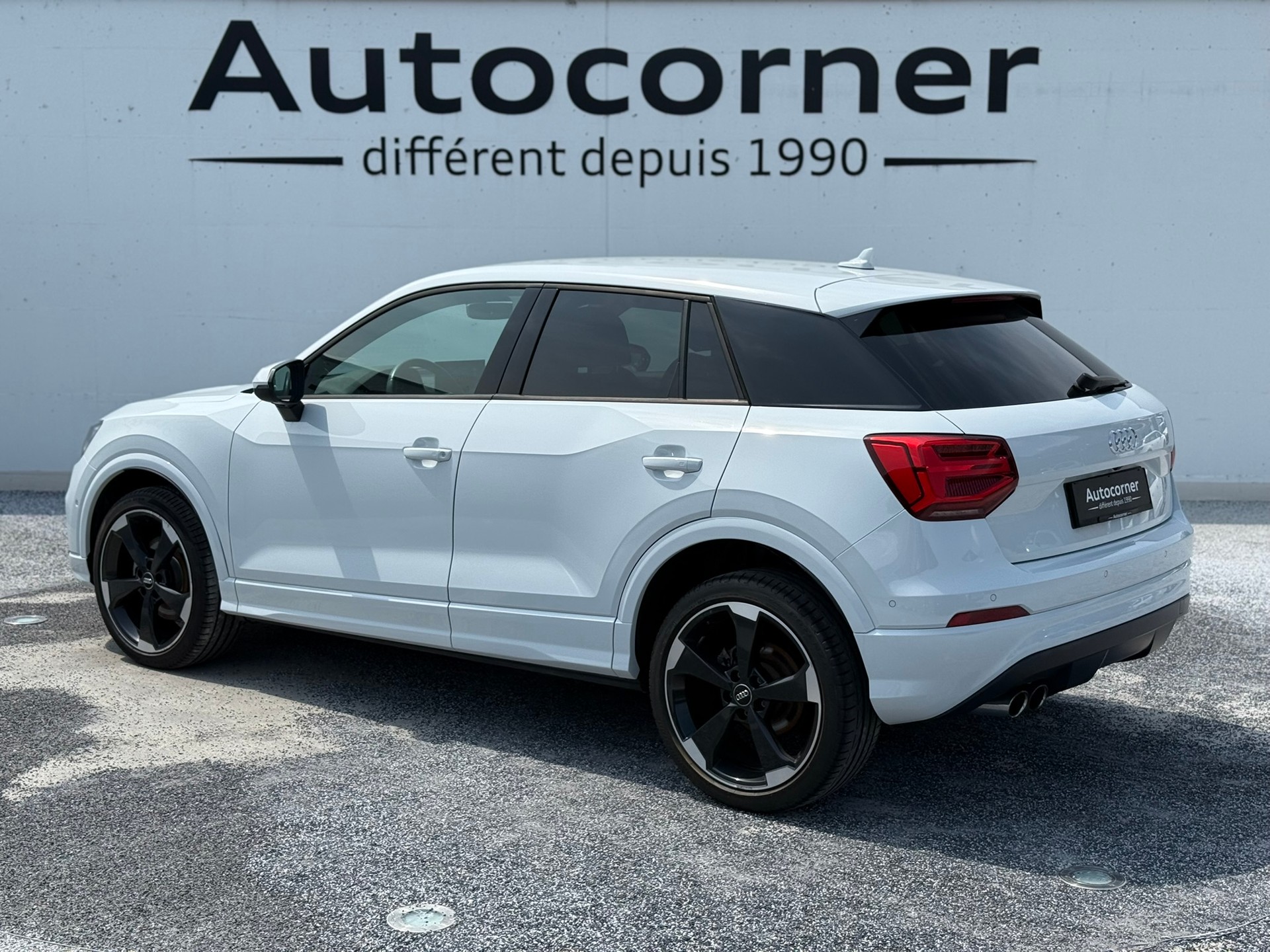 AUDI Q2 1.4 TFSI sport S-tronic-showroom-element-1