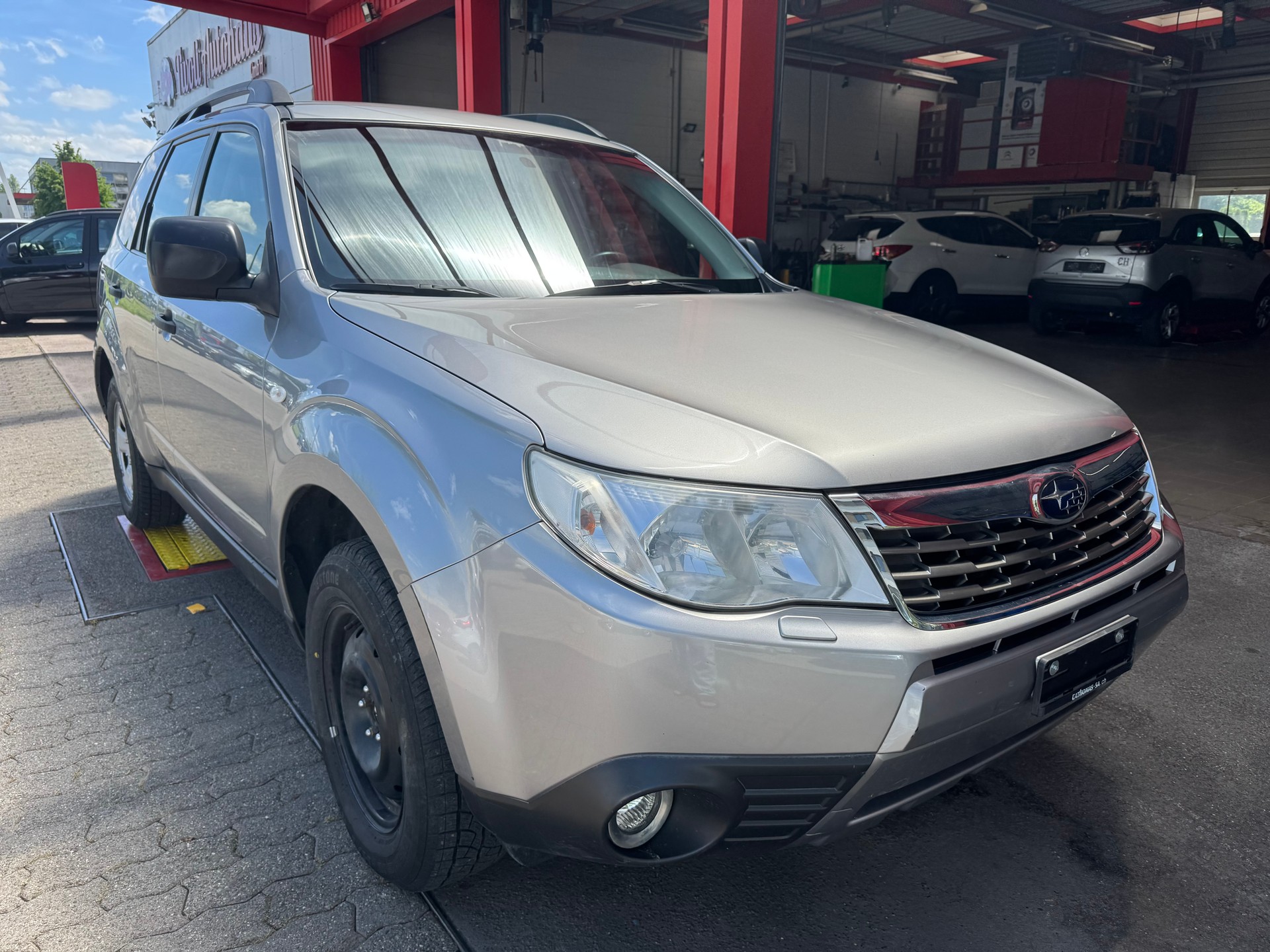 SUBARU Forester 2.0XS Comfort-showroom-element-2