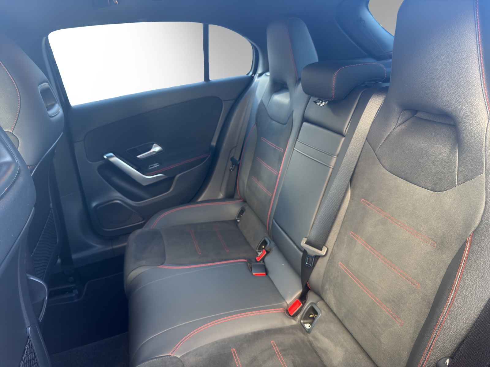 Image MERCEDES-BENZ A-180 A 180 Night Star AMG Line