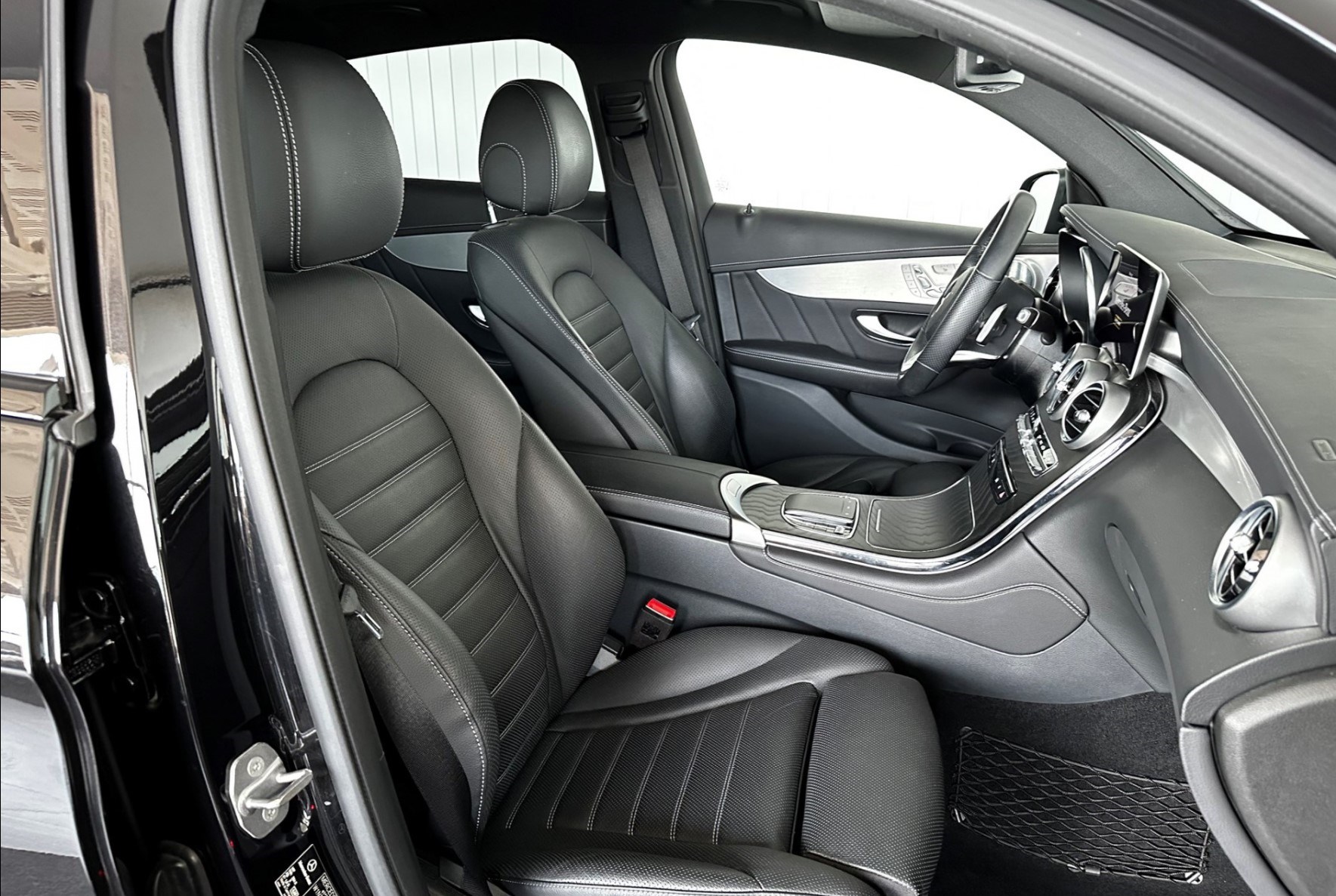 MERCEDES-BENZ GLC Coupé 400 d AMG Line 4Matic 9G-Tronic-image-7