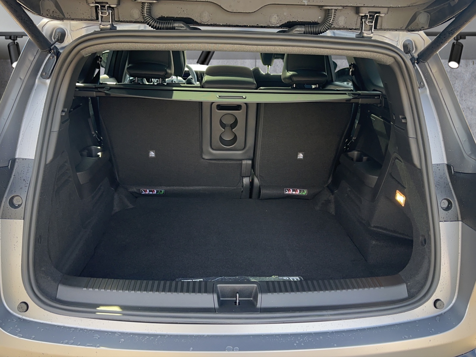 RENAULT Espace 1.2 E-Tech 200 Esprit Alpine-image-11