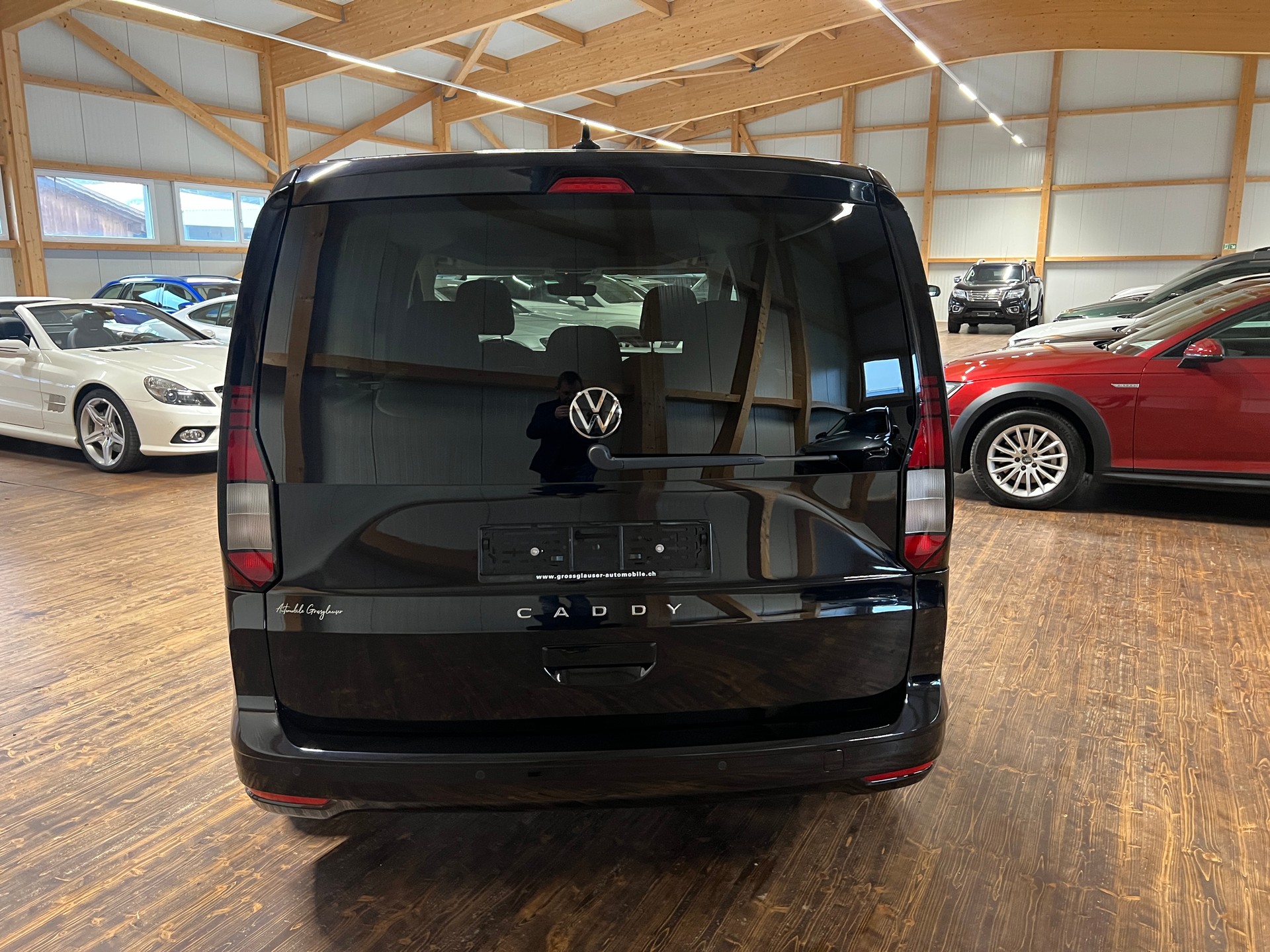 VW Caddy Kombi 2.0TDI DSG Move-image-5