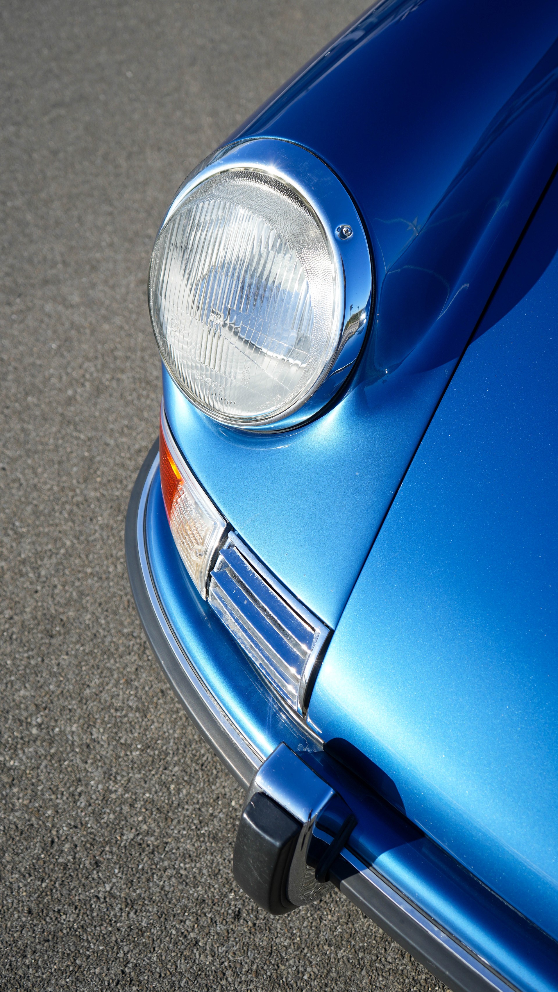 PORSCHE 911 2.0 Touring-showroom-element-2