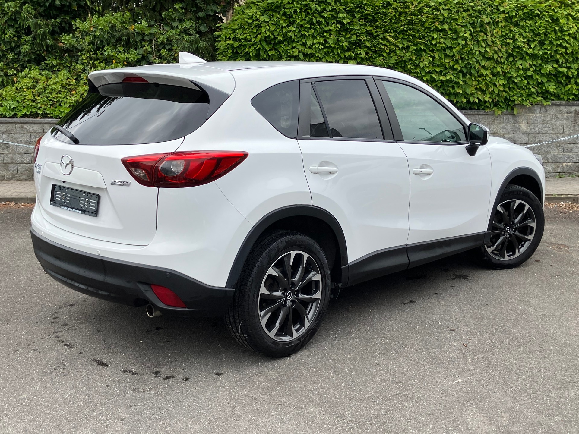 MAZDA CX-5 2.5 Revolution AWD Skyactive-G Automatic-image-3