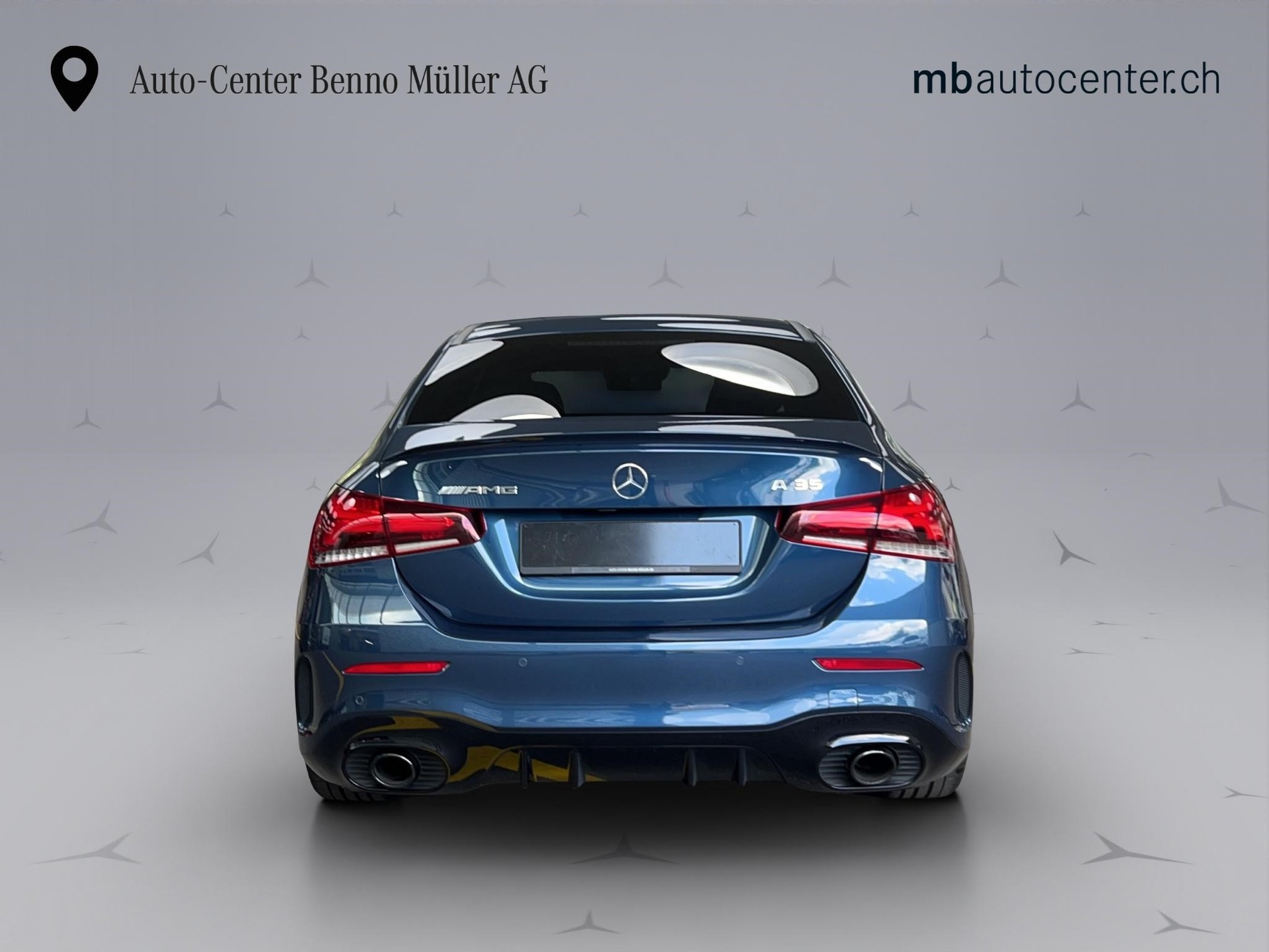 MERCEDES-BENZ A 35 AMG 4matic Limousine-showroom-element-3