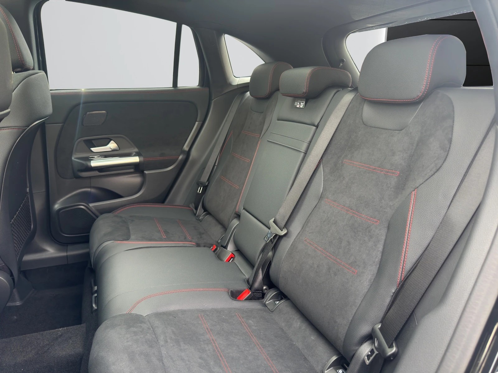 Image MERCEDES-BENZ GLA-220 GLA 220 4Matic 8G-DCT