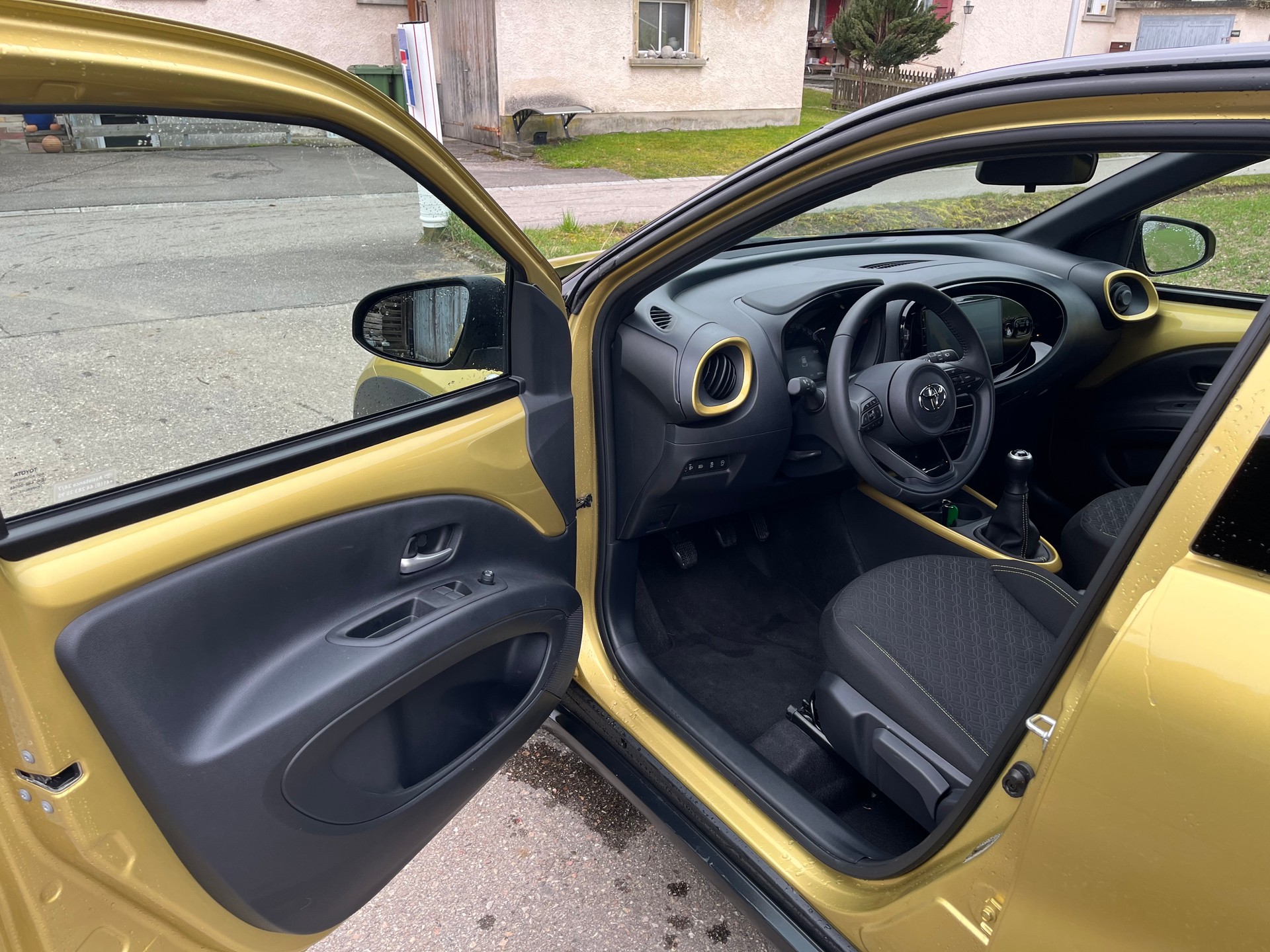 TOYOTA Aygo X 1.0 VVT-i Trend-image-8
