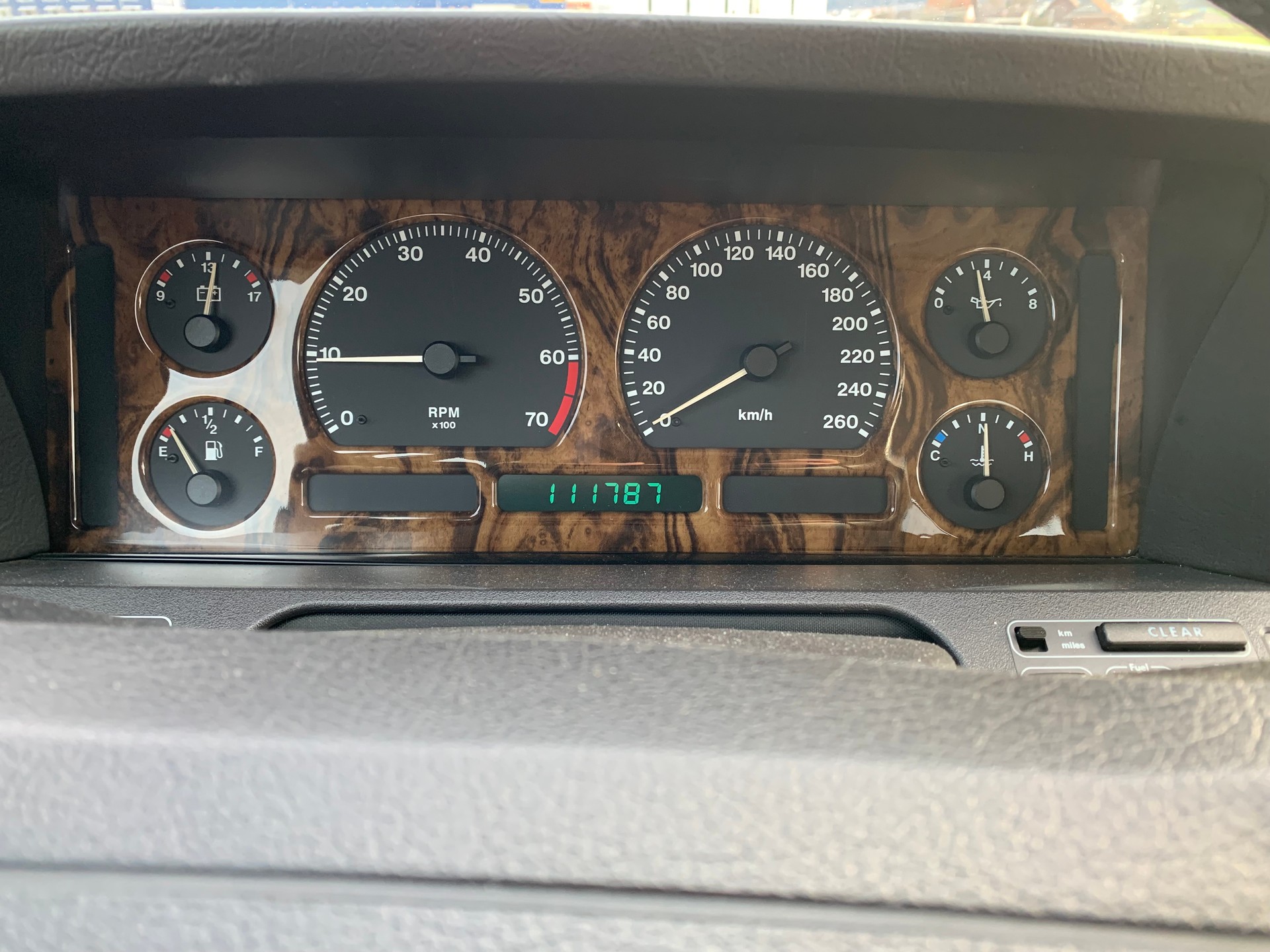 DAIMLER 6.0 Double Six-image-8