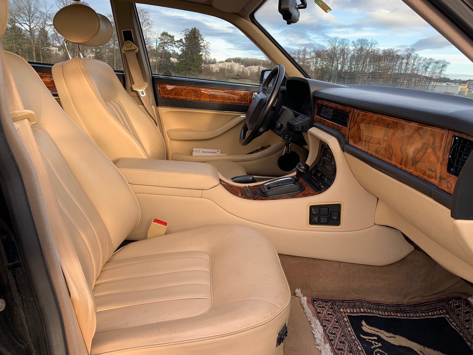 DAIMLER 6.0 Double Six-image-12