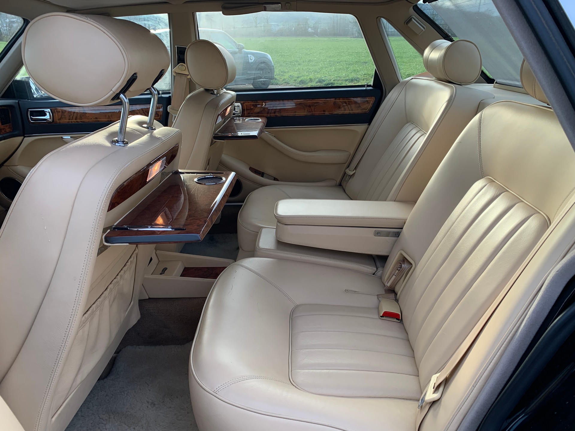 DAIMLER 6.0 Double Six-image-11