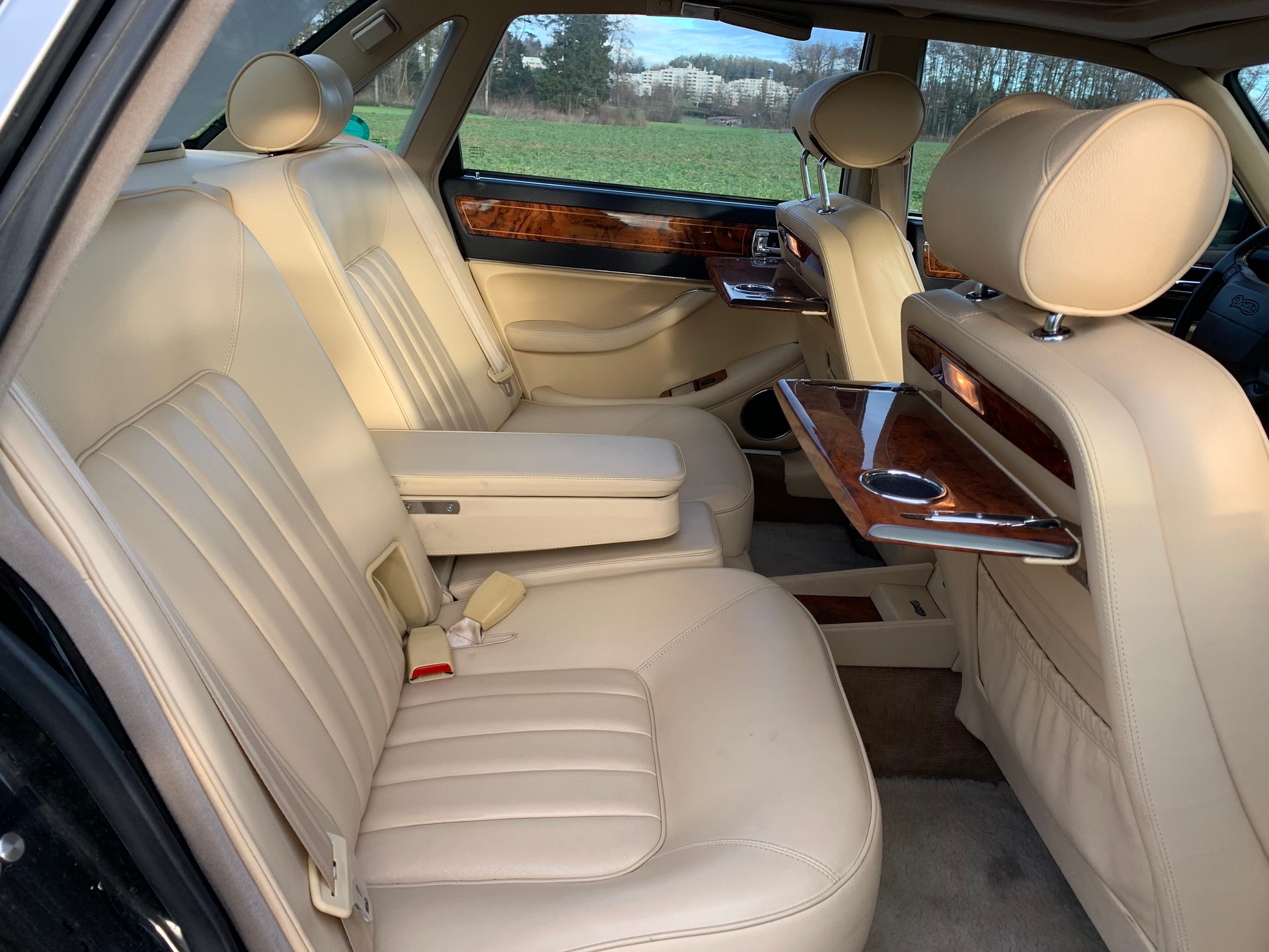 DAIMLER 6.0 Double Six-image-13