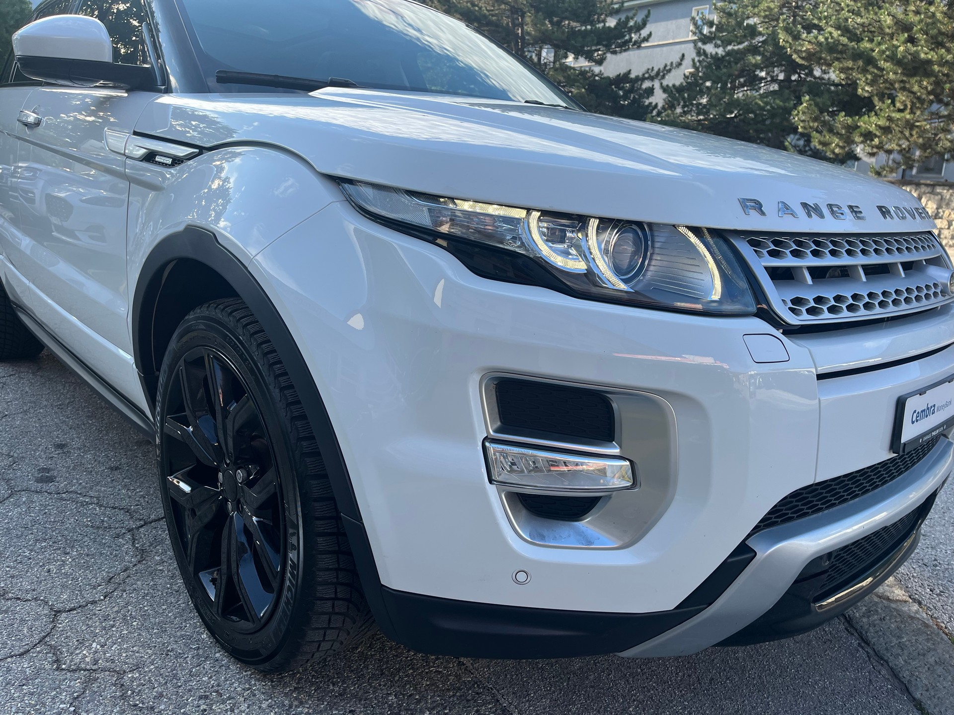 LAND ROVER Range Rover Evoque 2.2 SD4 Autobiography AT9-image-11