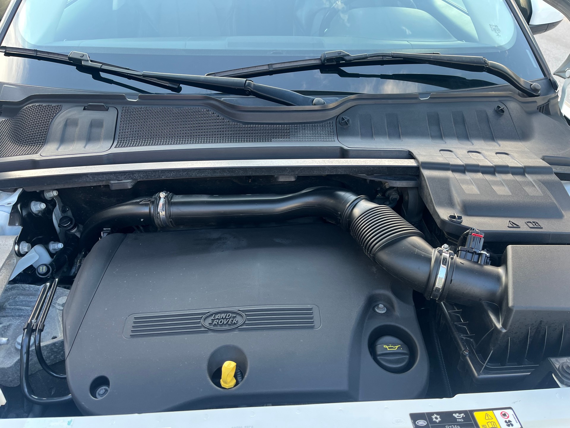 LAND ROVER Range Rover Evoque 2.2 SD4 Autobiography AT9-image-31