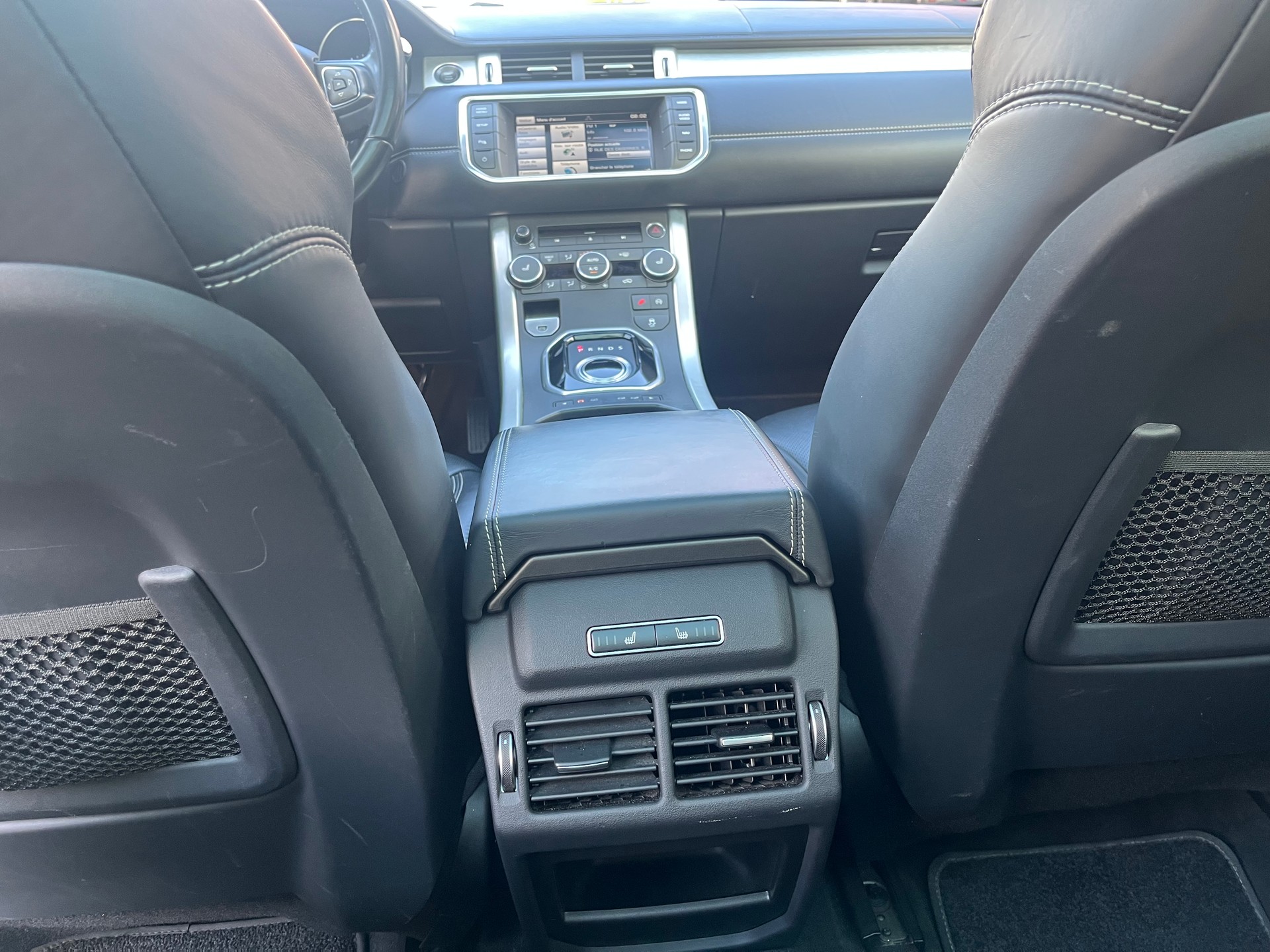 LAND ROVER Range Rover Evoque 2.2 SD4 Autobiography AT9-image-21