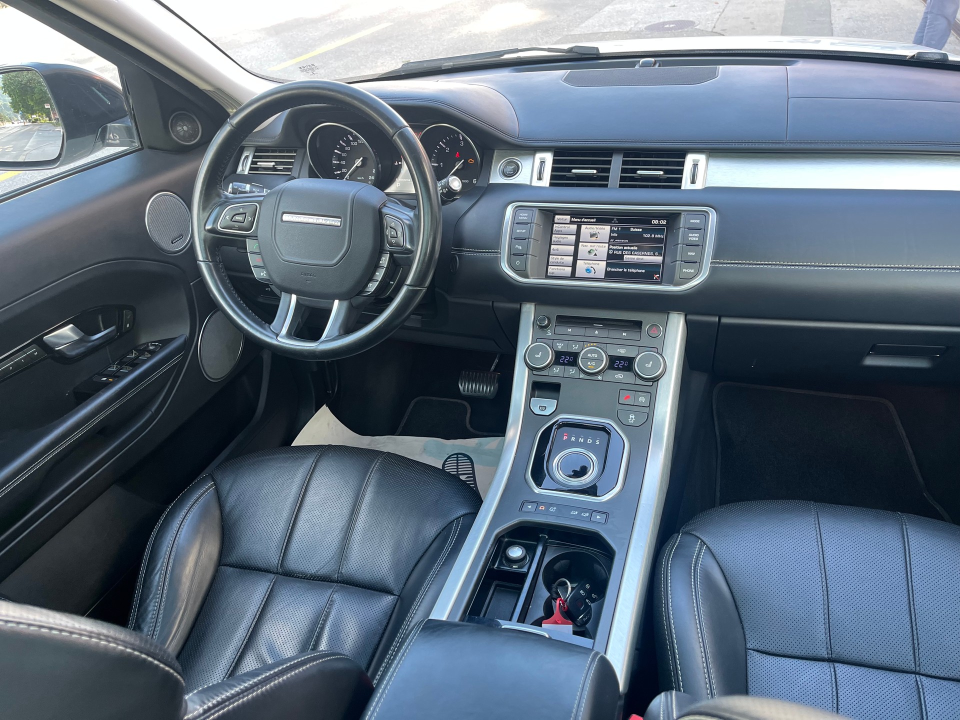 LAND ROVER Range Rover Evoque 2.2 SD4 Autobiography AT9-image-20