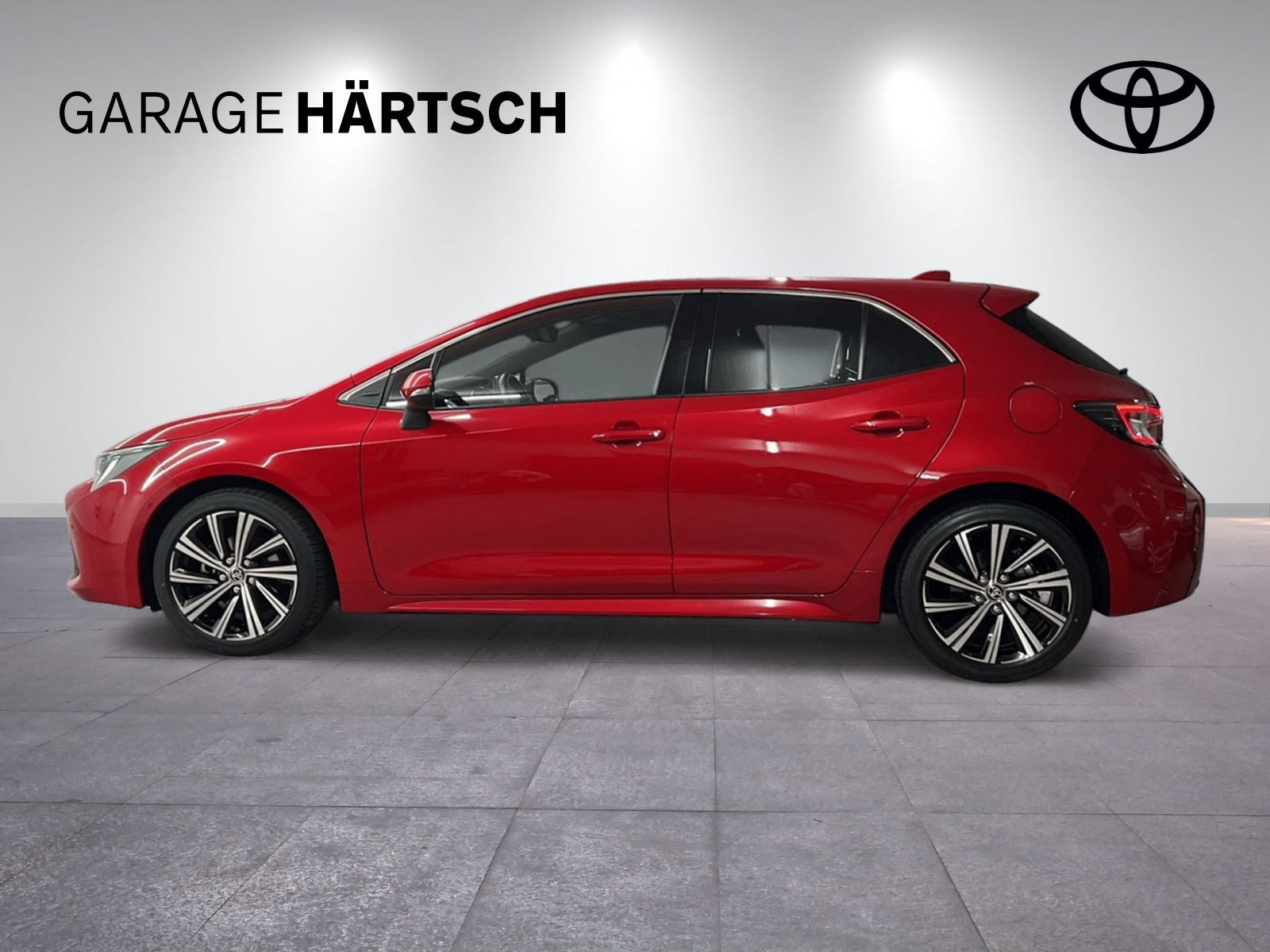 TOYOTA Corolla 1.8 HSD Trend-showroom-element-1