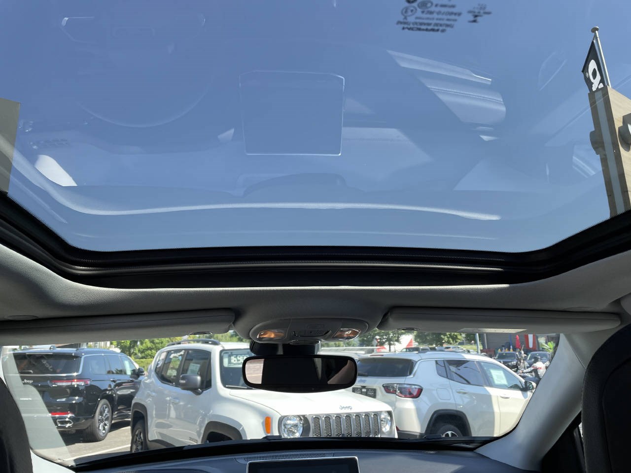 JEEP Compass 1.3 S Plus Sky 4xe-image-6