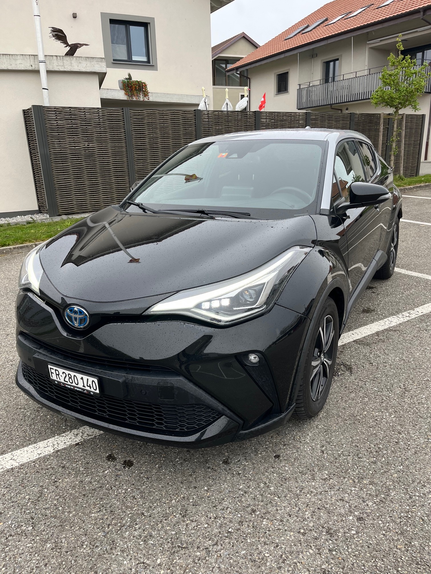 TOYOTA C-HR 2.0 HSD CVT Move