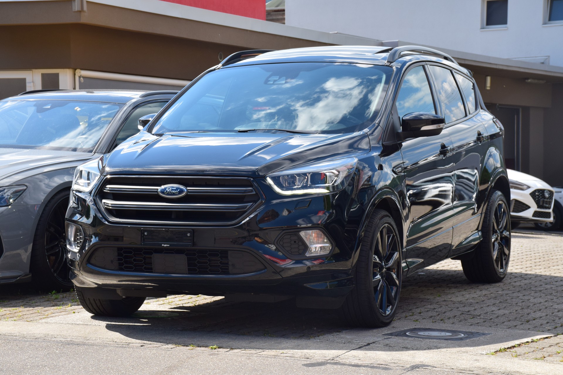 FORD Kuga 2.0 TDCi ST Line High 4WD PowerShift-image-2