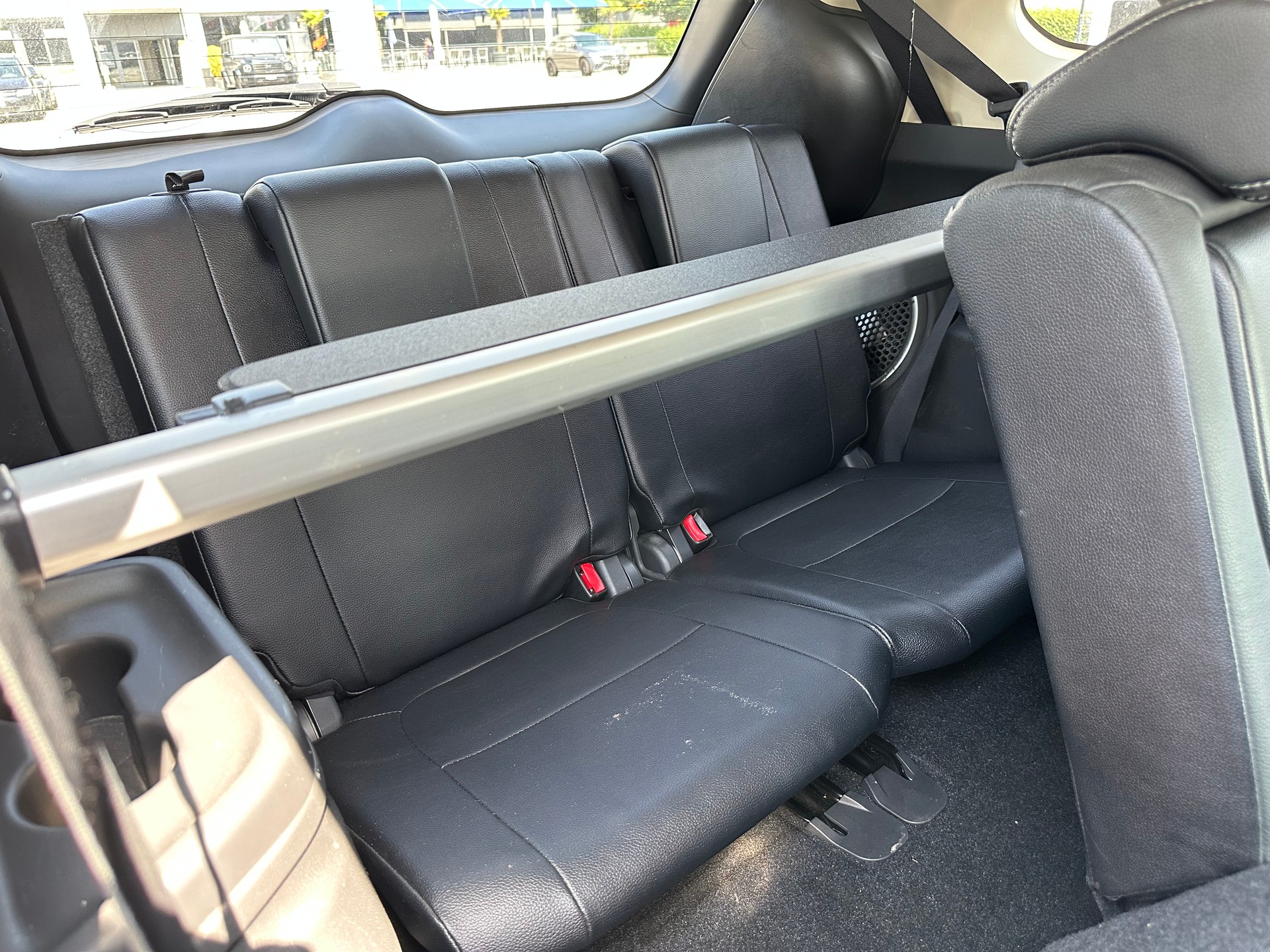 MITSUBISHI Outlander 2.2 DID Diamond 4WD Automatic-image-8