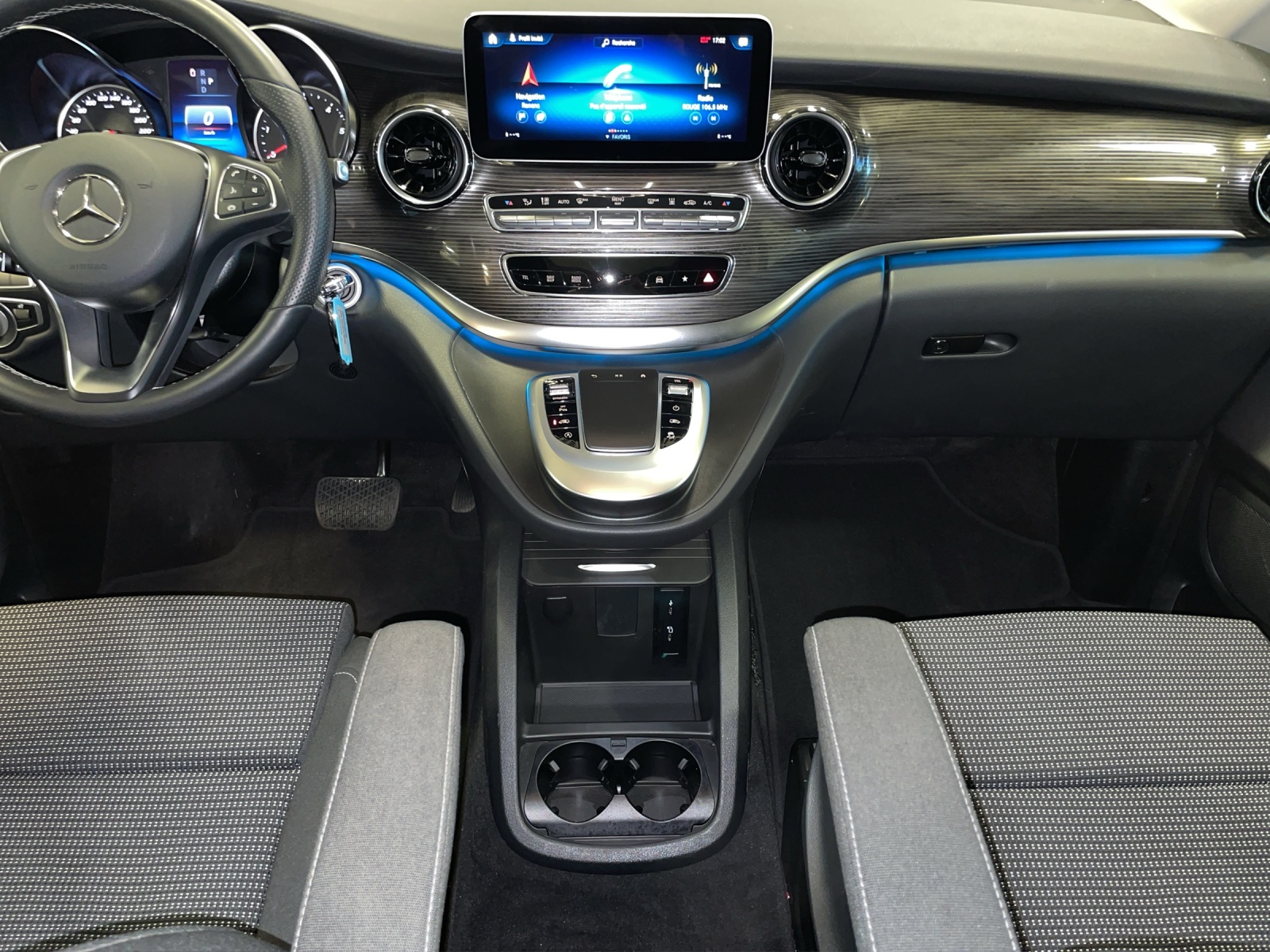 Image MERCEDES-BENZ V-250 V 250 d L 4Matic