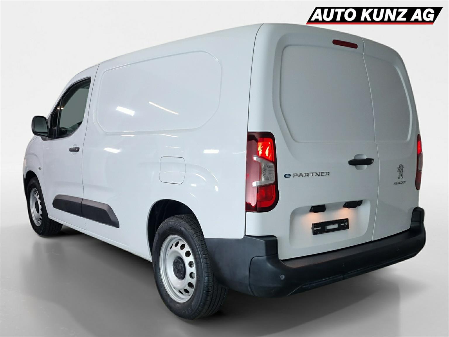 PEUGEOT PARTNER-showroom-element-1