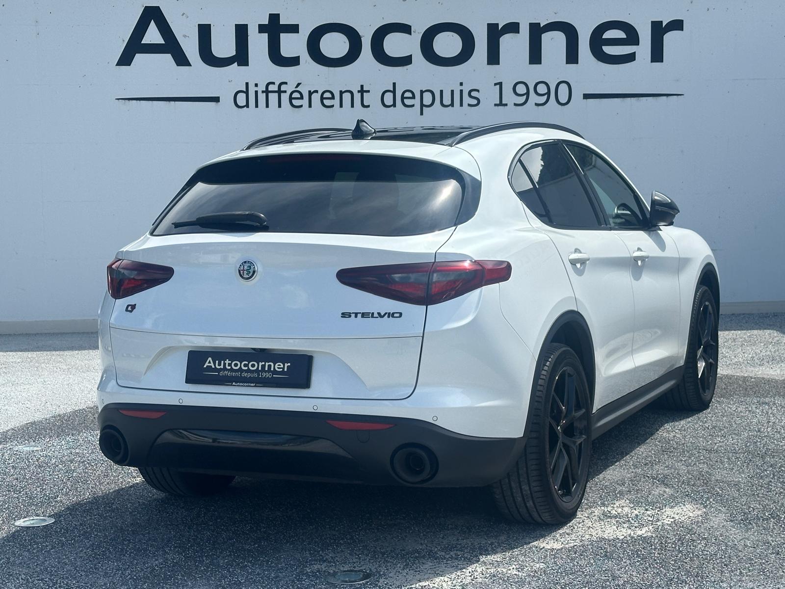 ALFA ROMEO Stelvio 2.0 Sport Q4 Automatic-showroom-element-3