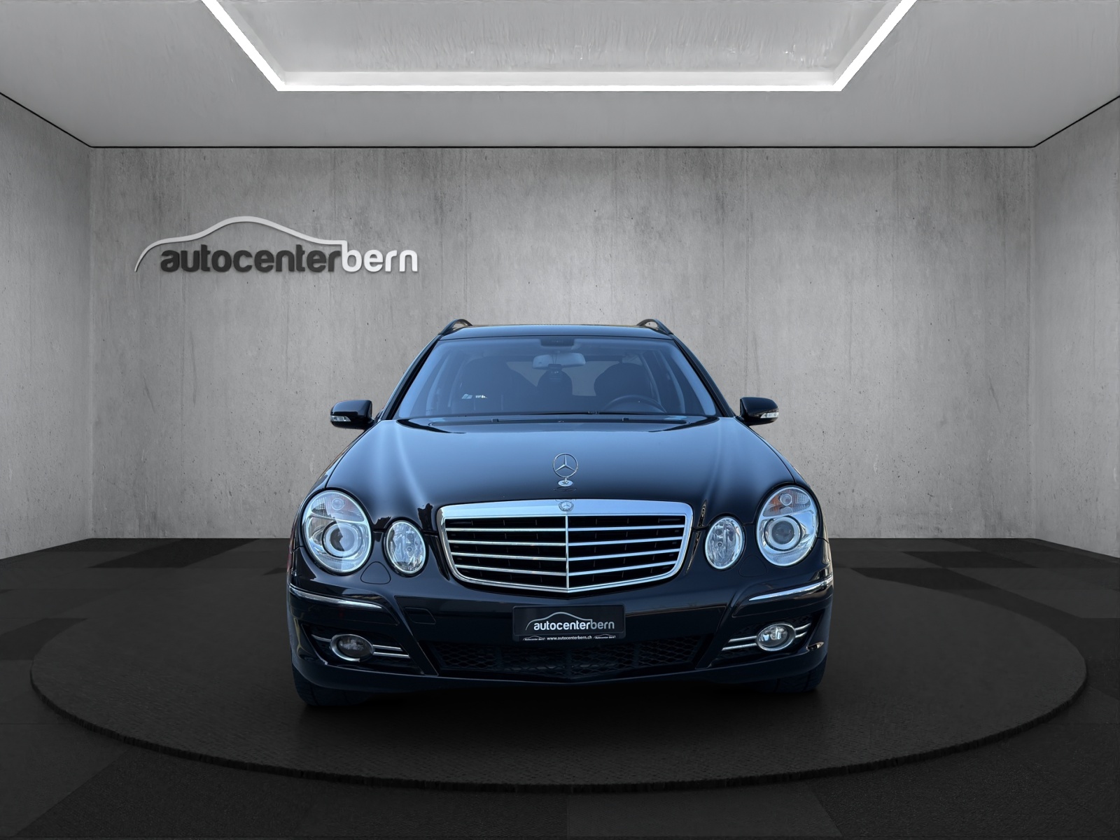 MERCEDES-BENZ E 280 Avantgarde 4Matic Automatic-showroom-element-1