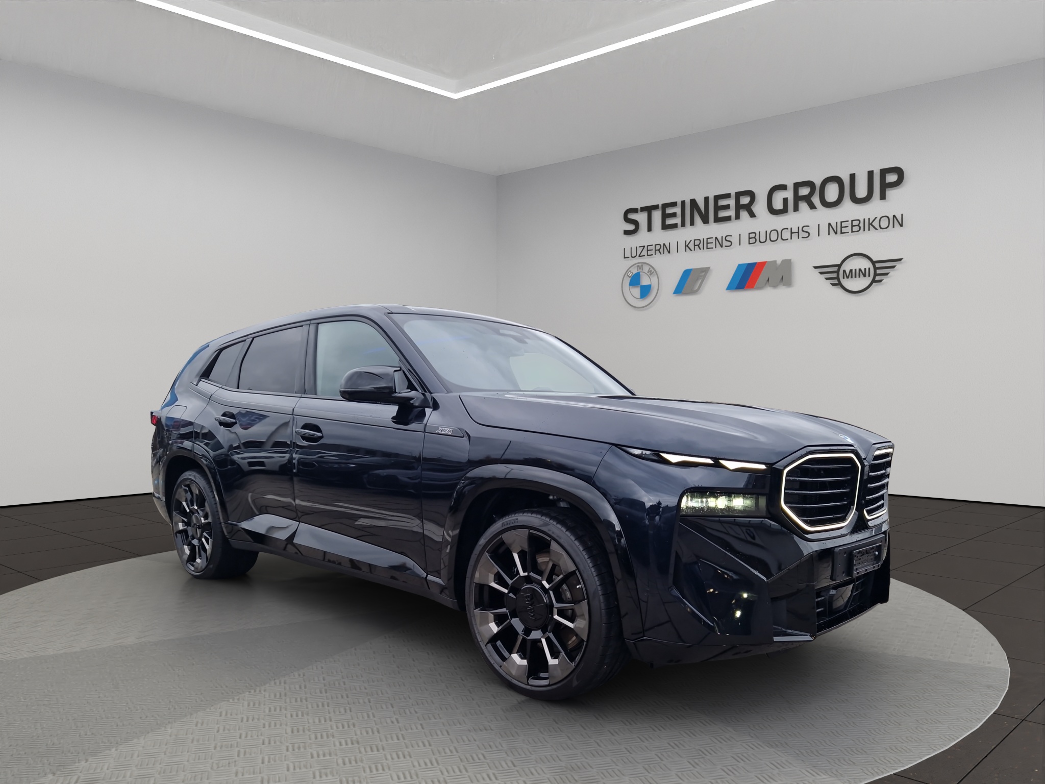 BMW XM xDrive 50e (SUV / Gelndewagen)