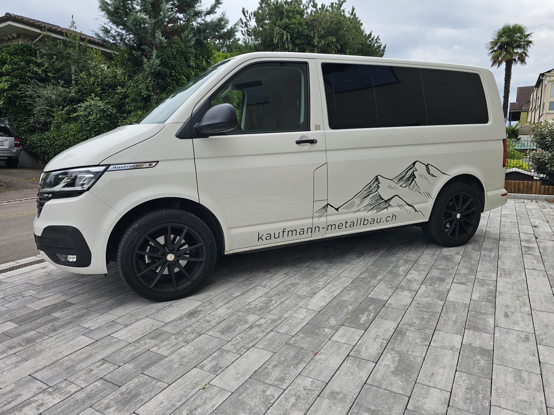 VW T6.1 Multivan 2.0 TDI Trendline Liberty 4Motion DSG-image-0