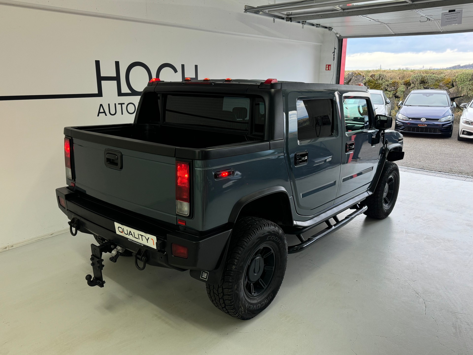 HUMMER H2-image-7